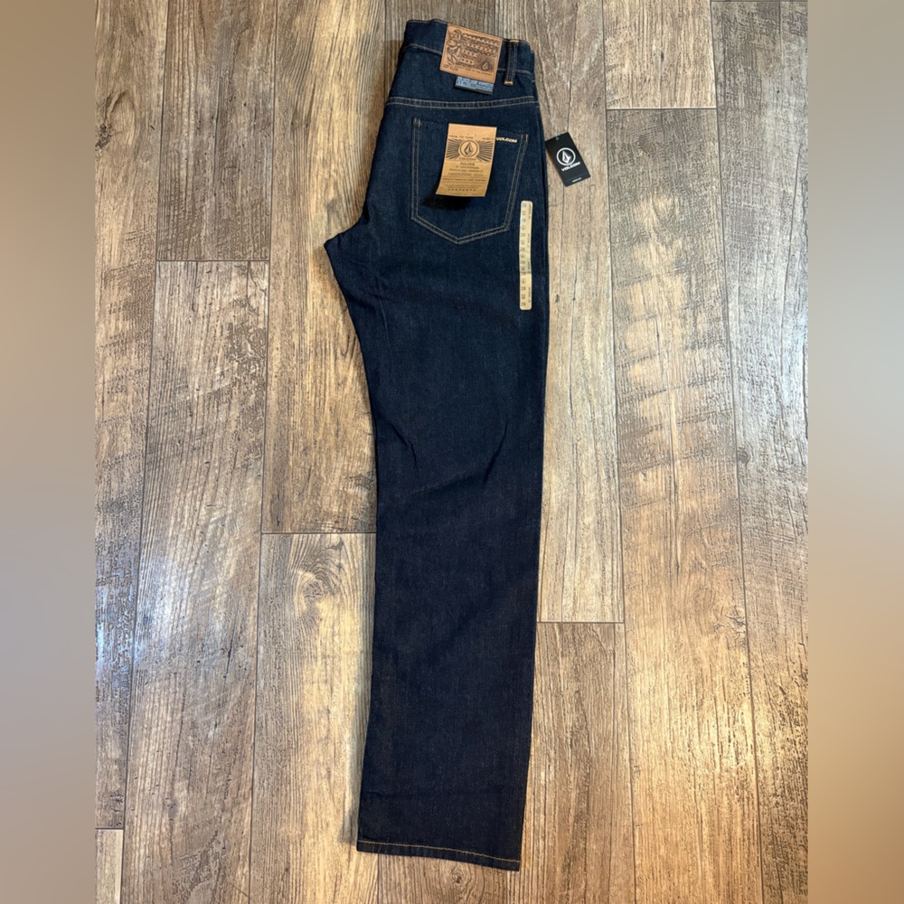 Volcom Solver Men's Straight Fit Jeans - Deep Indigo size 28 x 32 - Picture 3 of 12
